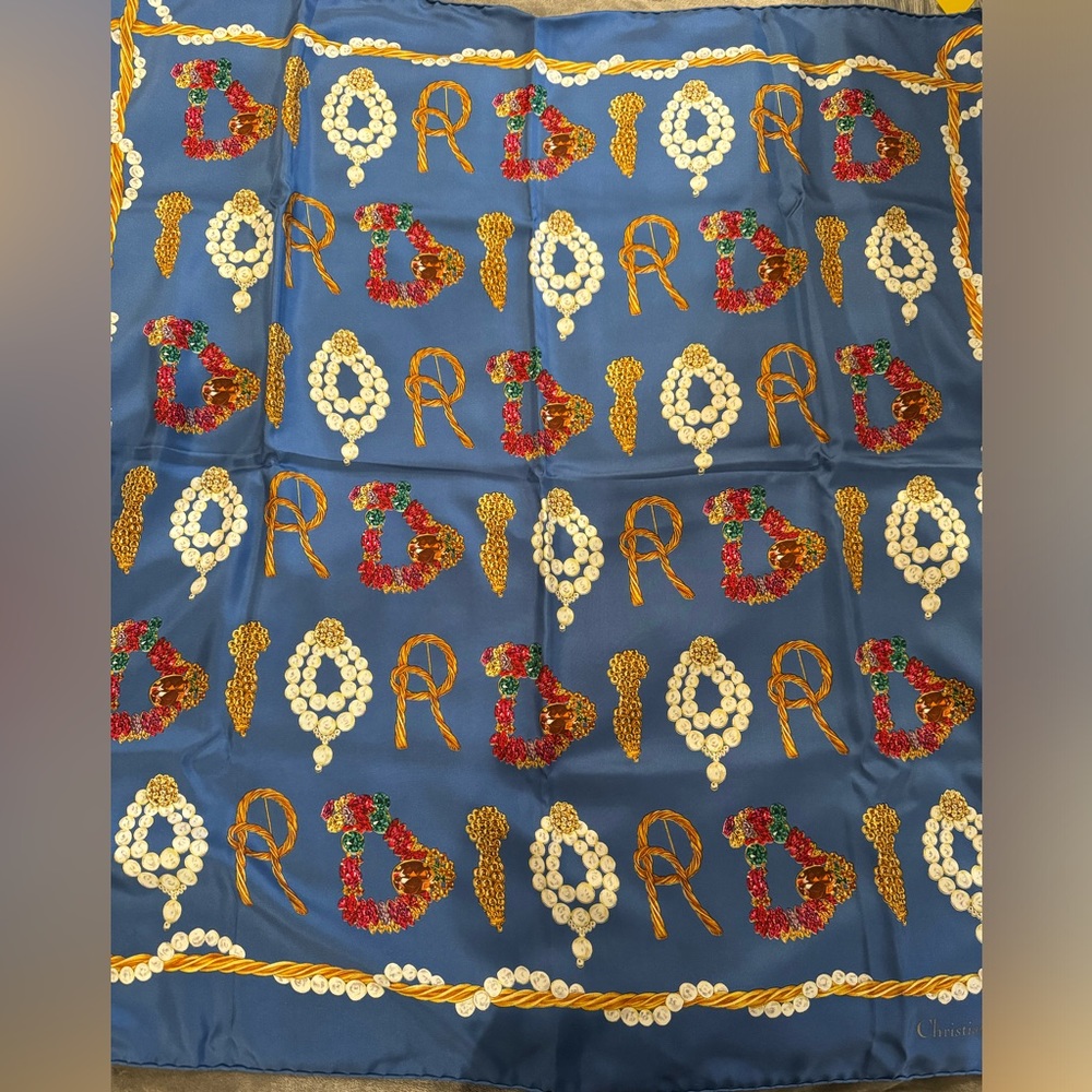 Vintage silk Christian Dior Jewel 💎 scarf